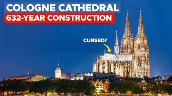 How long did it take to build versailles